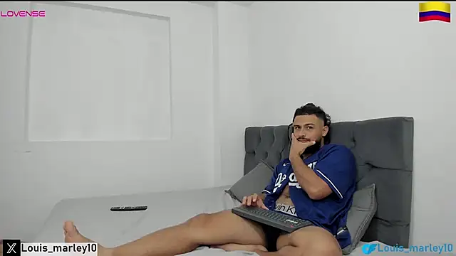 Louis marley   online show from March 31, 2026, 8:55 pm