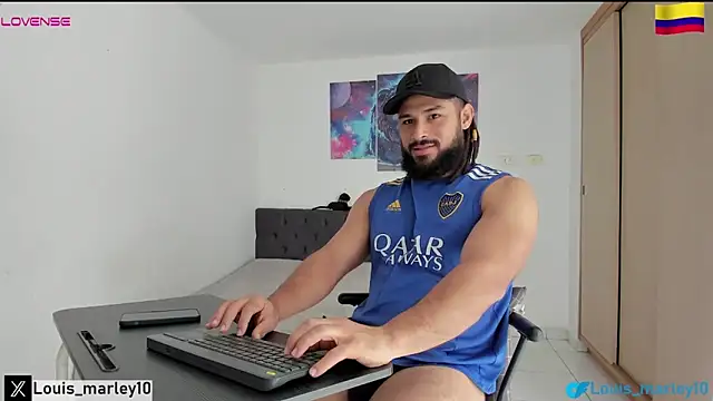 Louis marley   online show from October 31, 2025, 3:41 pm