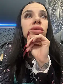 Queen of pain online show from March 9, 2026, 7:34 am