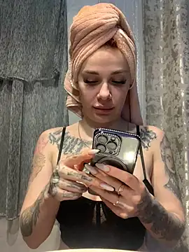 Queen of pain online show from February 28, 2025, 5:37 pm