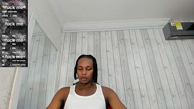 Snapshot of DominicSccott chatting on February 23, 2025, 12:27 pm DominicSccott online show from February 23, 2025, 12:27 pm