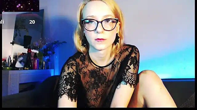 welliza online show from February 27, 2025, 1:52 am