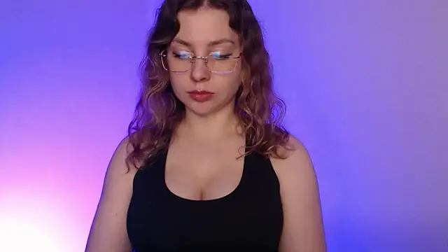 Snapshot of Leah_Reed chatting on September 23, 2025, 3:52 pm Leah Reed online show from September 23, 2025, 3:52 pm