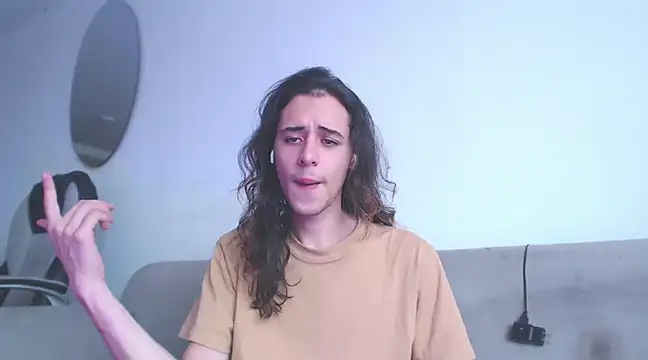 dussan online show from February 26, 2025, 6:48 pm