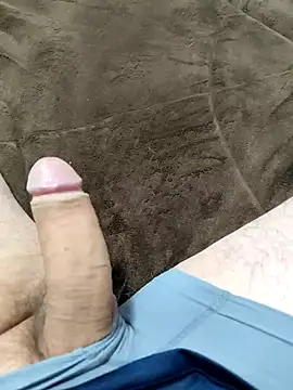 Snapshot of AndrePaus chatting on October 28, 2025, 11:20 am AndrePaus online show from October 28, 2025, 11:20 am