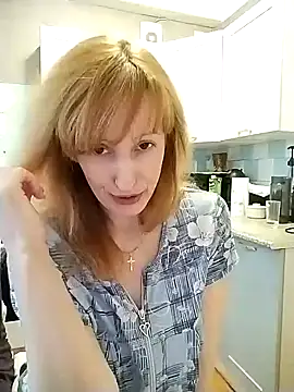 DonnaMagdalena online show from January 22, 2025, 7:25 am
