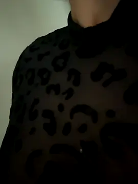 Snapshot of Cute_Anissa chatting on September 24, 2025, 2:01 pm Cute Anissa online show from September 24, 2025, 2:01 pm