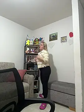 Snapshot of Celestedubois chatting on February 2, 2026, 9:47 pm Celestedubois online show from February 2, 2026, 9:47 pm