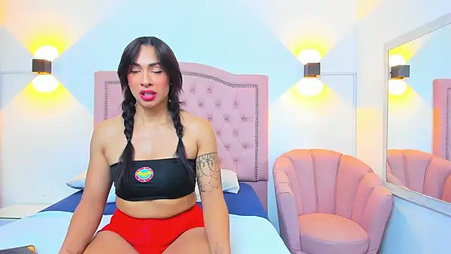 ShannaThor online show from February 20, 2025, 2:02 pm
