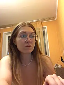  Sweet Love  online show from January 16, 2025, 1:48 am