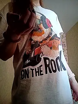  Sweet Love  online show from February 4, 2026, 12:44 pm