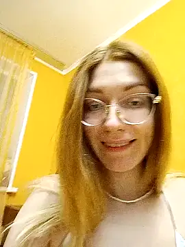  Sweet Love  online show from January 4, 2025, 11:27 pm
