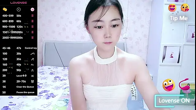 Snapshot of Elvira_baby chatting on September 19, 2025, 11:42 pm Elvira baby online show from September 19, 2025, 11:42 pm