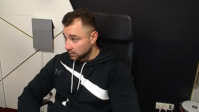 DuncanStone online show from November 15, 2025, 6:06 am