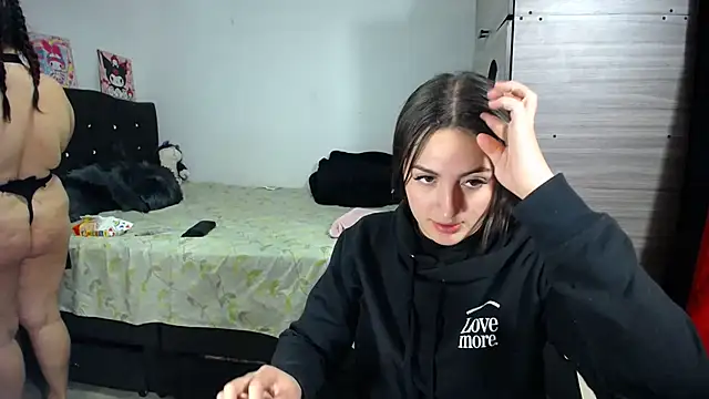 SharaPatinson online show from October 4, 2025, 9:49 pm