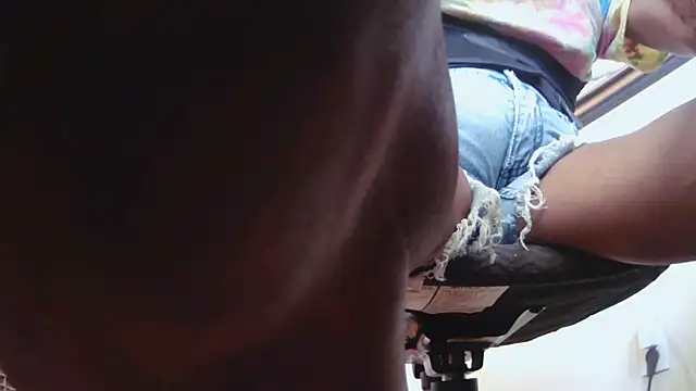 Snapshot of hottottrot691 chatting on September 18, 2025, 3:15 pm hottottrot691 online show from September 18, 2025, 3:15 pm