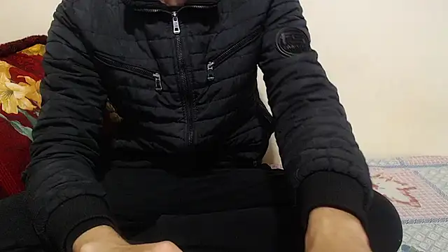 Alexdelarge323 online show from March 12, 2025, 4:46 pm