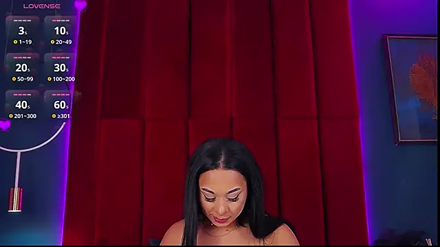 MadyLuxxx online show from September 26, 2025, 6:48 pm