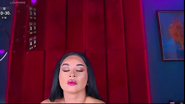 MadyLuxxx online show from October 18, 2025, 6:54 pm