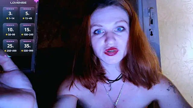 Cassie Wild online show from September 8, 2025, 3:22 pm