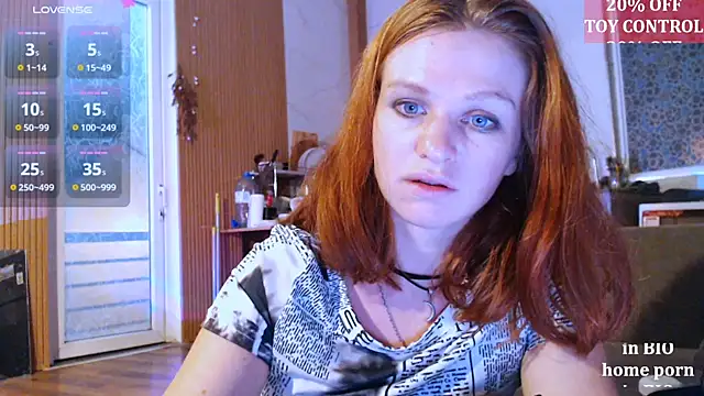 Snapshot of Cassie_Wild chatting on September 22, 2025, 1:28 pm Cassie Wild online show from September 22, 2025, 1:28 pm