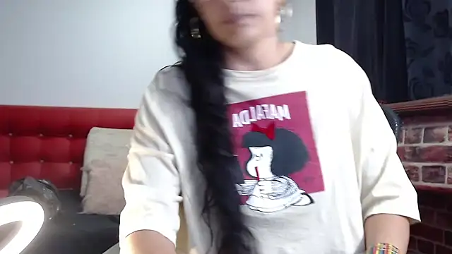 Lucynaugthyy online show from September 17, 2025, 5:48 pm