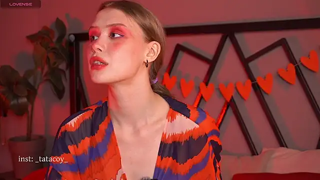 Snapshot of TataCoy chatting on September 23, 2025, 1:29 pm TataCoy online show from September 23, 2025, 1:29 pm