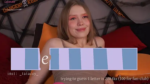 Snapshot of TataCoy chatting on October 22, 2025, 1:54 pm TataCoy online show from October 22, 2025, 1:54 pm