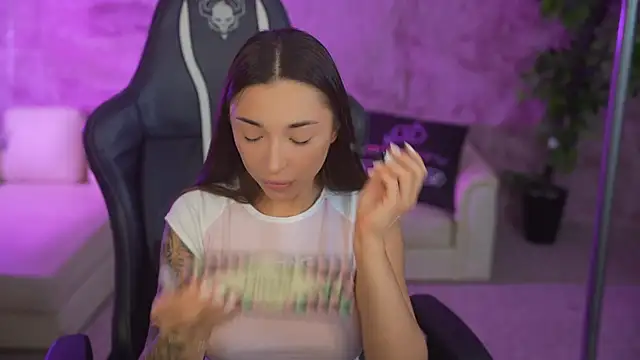 Snapshot of Jasmine_Flow chatting on October 25, 2025, 7:40 am Jasmine Flow online show from October 25, 2025, 7:40 am