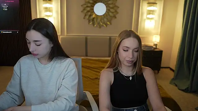 Snapshot of Jasmine_Flow chatting on March 19, 2025, 7:49 pm Jasmine Flow online show from March 19, 2025, 7:49 pm