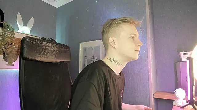 AlexxSweet online show from March 22, 2026, 6:48 am