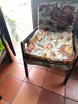 Snapshot of Blanco2023 chatting on October 28, 2025, 3:33 pm Blanco2023 online show from October 28, 2025, 3:33 pm