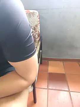 Snapshot of Blanco2023 chatting on October 15, 2025, 4:04 pm Blanco2023 online show from October 15, 2025, 4:04 pm