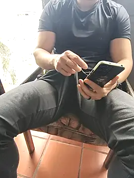 Snapshot of Blanco2023 chatting on September 28, 2025, 4:14 pm Blanco2023 online show from September 28, 2025, 4:14 pm