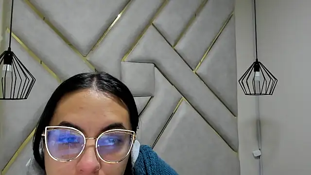 nalalye cruzz  online show from February 27, 2025, 2:46 am