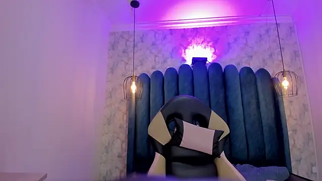 Snapshot of nalalye_cruzz_ chatting on October 30, 2025, 2:54 am nalalye cruzz online show from October 30, 2025, 2:54 am