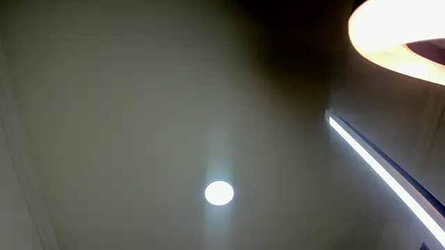 nalalye cruzz  online show from November 8, 2025, 3:10 am