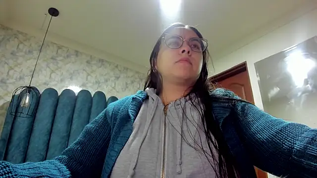 Snapshot of nalalye_cruzz_ chatting on October 15, 2025, 3:16 am nalalye cruzz online show from October 15, 2025, 3:16 am