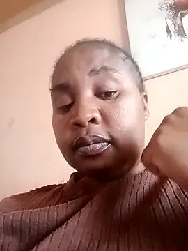 Snapshot of ZOQULUx chatting on October 13, 2025, 8:16 am ZOQULUx online show from October 13, 2025, 8:16 am