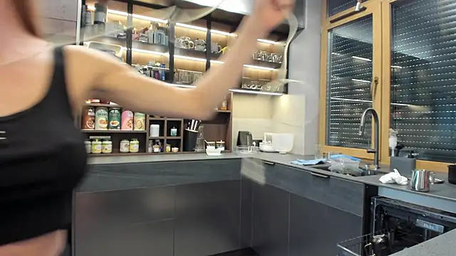 Snapshot of Anabelka054 chatting on September 17, 2025, 9:22 am Anabelka054 online show from September 17, 2025, 9:22 am