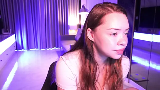 Snapshot of VixenMia chatting on October 1, 2025, 2:49 am VixenMia online show from October 1, 2025, 2:49 am