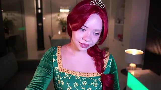 Snapshot of VixenMia chatting on October 12, 2025, 2:35 am VixenMia online show from October 12, 2025, 2:35 am