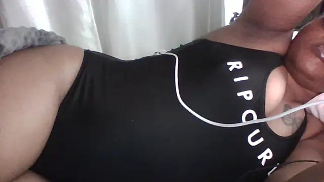Snapshot of Nasty_sweet_ass chatting on June 3, 2026, 2:33 pm Nasty sweet ass online show from June 3, 2026, 2:33 pm