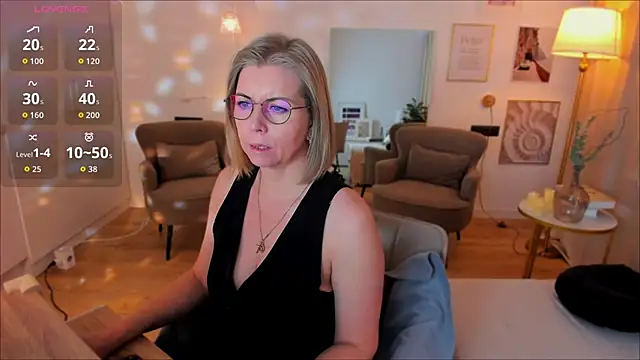 Annie Light online show from February 25, 2026, 6:35 am