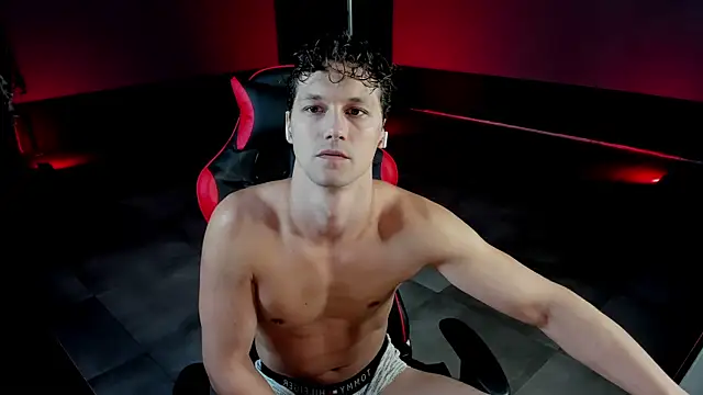 dirty-boss online show from September 24, 2025, 11:06 am