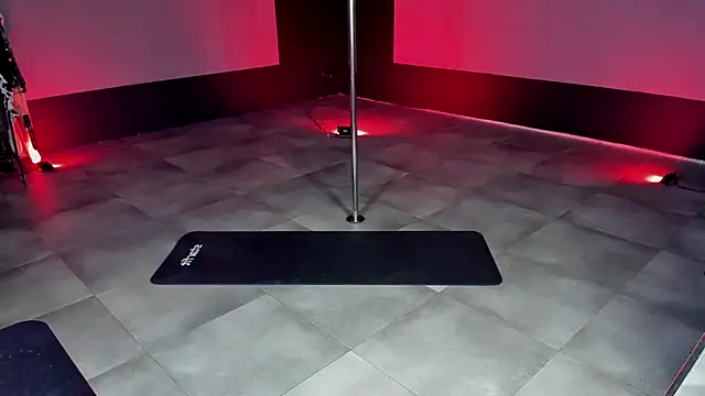 dirty-boss online show from September 25, 2025, 11:16 am