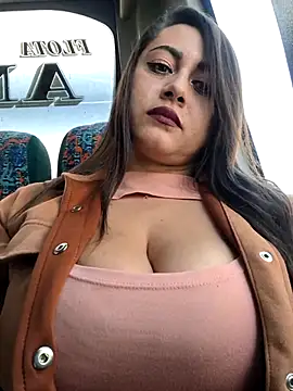 Snapshot of Oryk___ chatting on October 15, 2025, 4:59 pm Oryk    online show from October 15, 2025, 4:59 pm