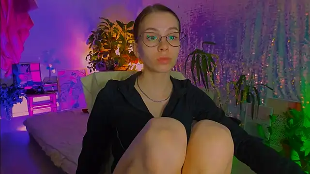 poli   online show from April 5, 2026, 5:30 pm