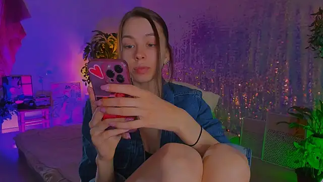 poli   online show from April 12, 2026, 10:18 am