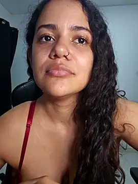 Snapshot of demonaughtyyy chatting on February 11, 2026, 4:23 am demonaughtyyy online show from February 11, 2026, 4:23 am